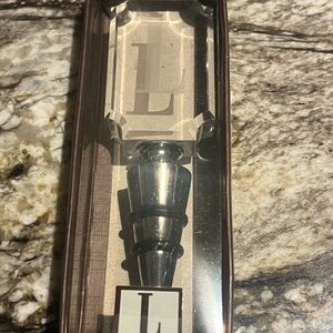 Cosmopolitan Home Bottle Topper Mud Pie Monogrammed "L" New Open Box